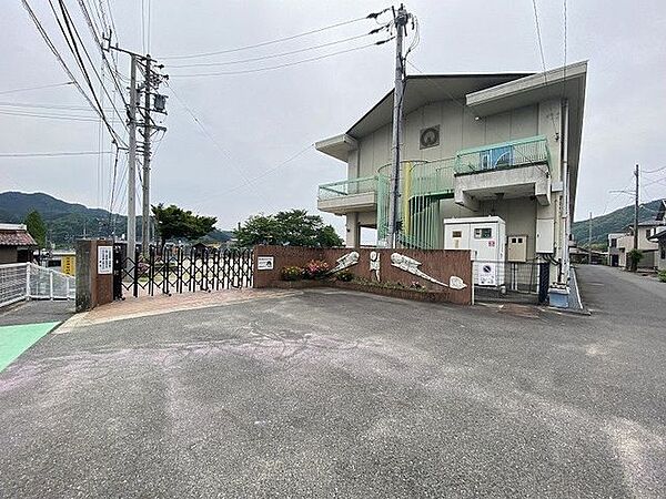 八百津保育園 360m