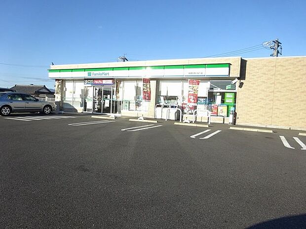 ファミリーマート美濃加茂いなべ店 220m