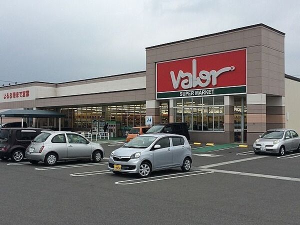 バロー 富加店 800m