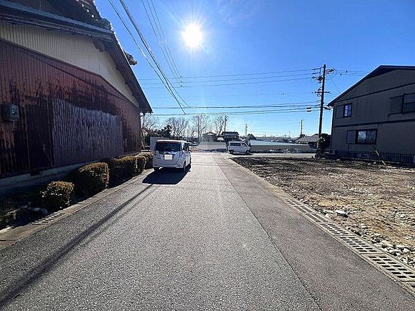 前面道路含む現地写真