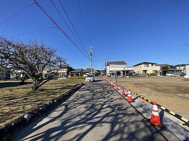 前面道路含む現地写真