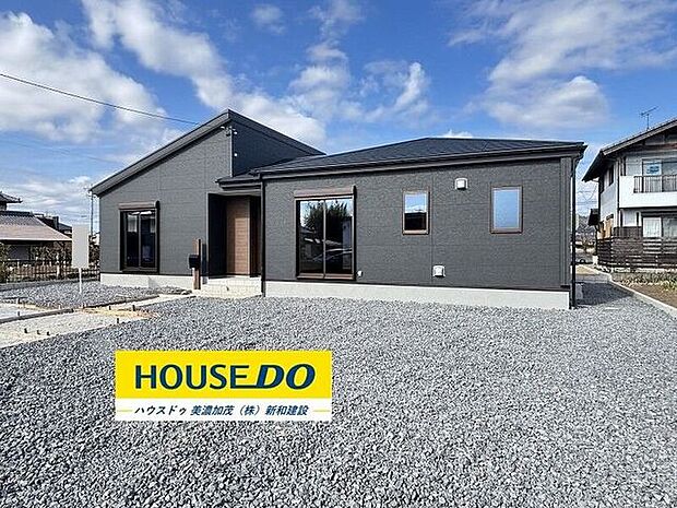 外構工事中ですが内覧できます♪