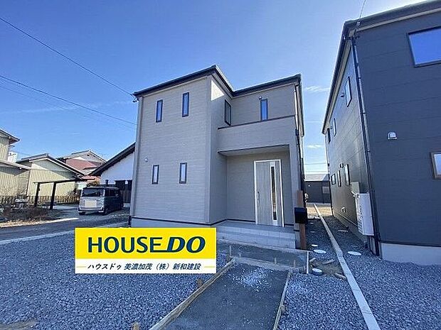 外構工事中ですがご案内可能です♪