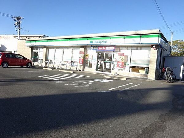 ファミリーマート美濃加茂加茂野店車で2分 730m