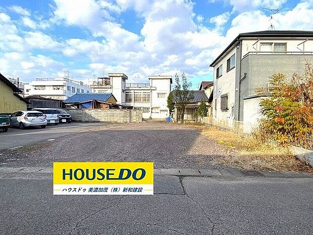 完成前の物件はイメージしづらい…。そんなお悩みありませんか？ハウスドゥ可児では、同じ会社が建てた完成物件をご案内いたします♪完成前だからこそ受けられるサービス工事などメリットのご提案、いたします！