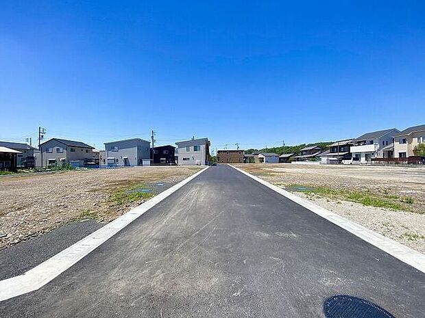 前面道路含む現地写真