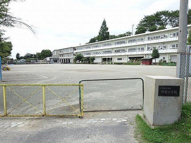 美濃加茂市立蜂屋小学校 2700m