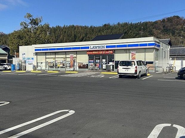 ローソン 美濃加茂本郷六丁目店 130m