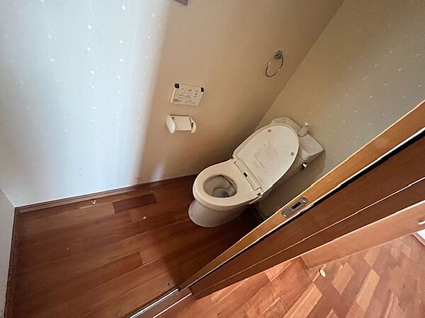 トイレを拡大表示