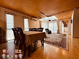 つくばみらい市陽光台3丁目 5SLDKのリビング/ダイニング