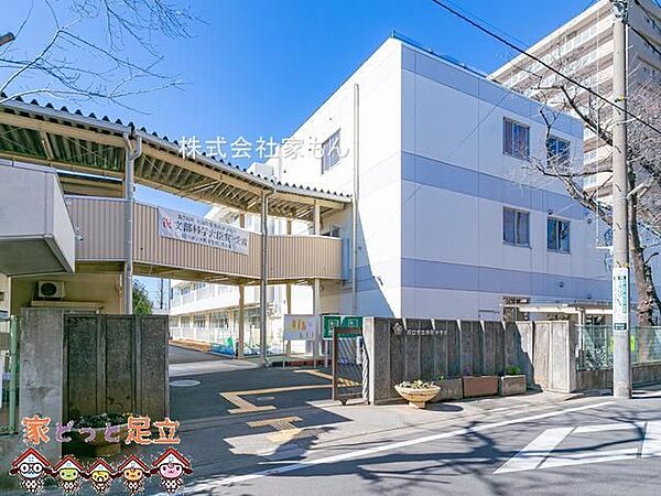 川口市立仲町中学校 徒歩8分。 570m