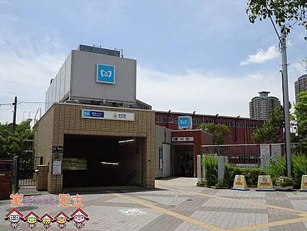 辰巳駅(東京メトロ 有楽町線) 徒歩9分。 720m