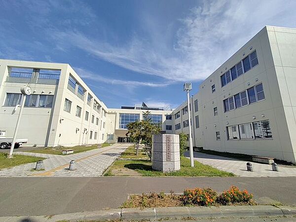 屯田北中学校 1440m