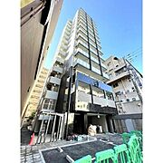 栄駅より徒歩10分 11階 築2年の賃貸物件