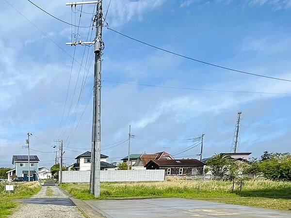 南側 約4.4ｍ 町道
