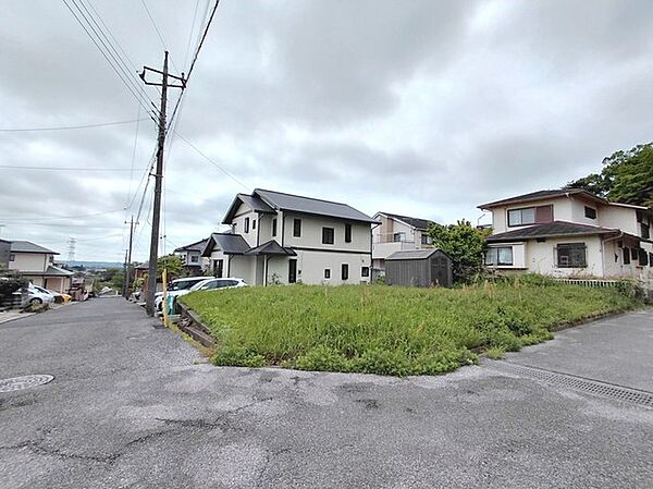 北東側 約6.0ｍ 公道 南東側 約5.9ｍ 公道