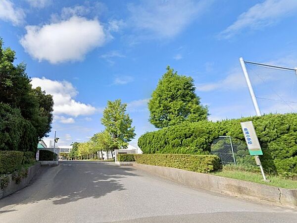袖ケ浦市立長浦小学校（320m）