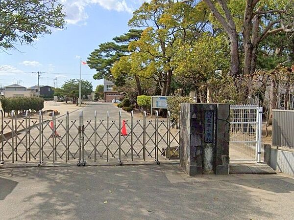 茂原市立萩原小学校（900m）