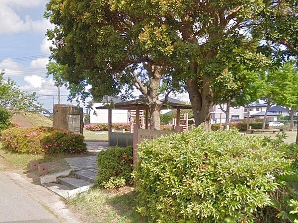 西ノ前公園（300m）