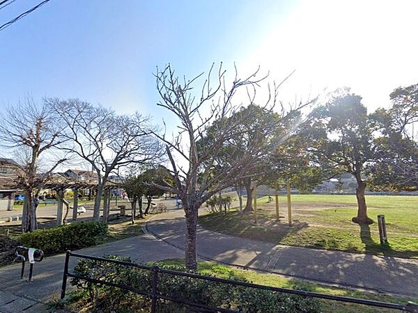 みずほ台センター公園（220m）