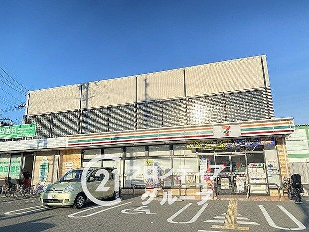 コンビニ セブンイレブン 奈良三碓2丁目店 450m