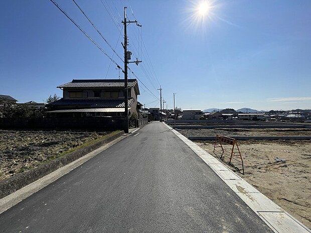 現地写真更新！現地ご案内とともに住宅ローンのご相談も承ります！実際の道路幅や雰囲気は、ぜひ一緒に現地で確認いたしましょう