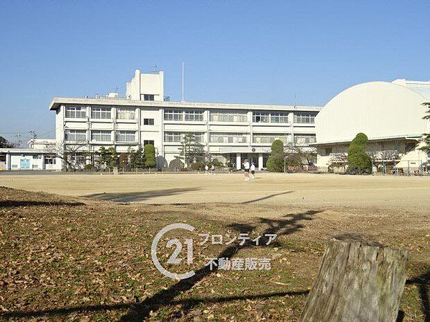 橿原市立真菅北小学校 徒歩24分。 1880m