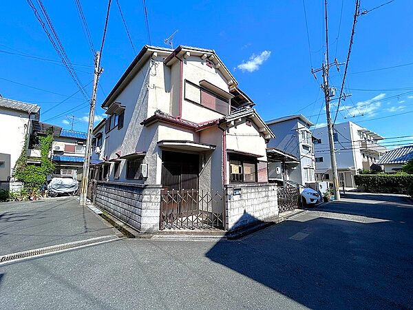 外観：327001692000