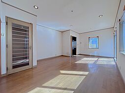 西宮市宝生ケ丘2丁目　戸建て 5LDKのリビング/ダイニング