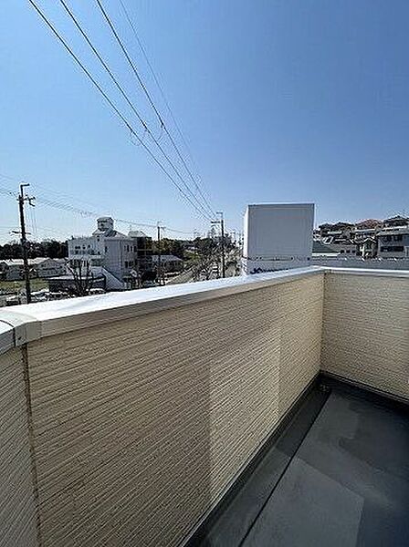 景色の良いバルコニーです