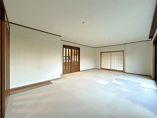 内覧可能だからこそ見つかるお気に入りの1棟。お気軽にお問い合わせください。