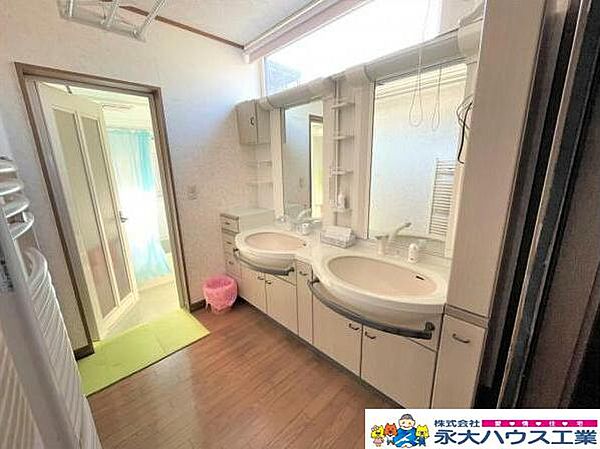 detached 岩手県滝沢市篠木明法
地図を見る