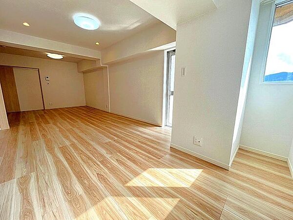 apartment 山形県山形市十日町2丁目
地図を見る