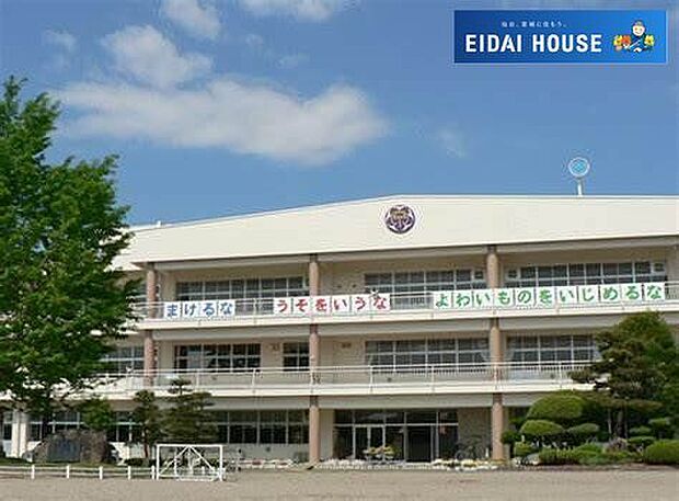 大崎市立古川第一小学校 徒歩10分。 730m