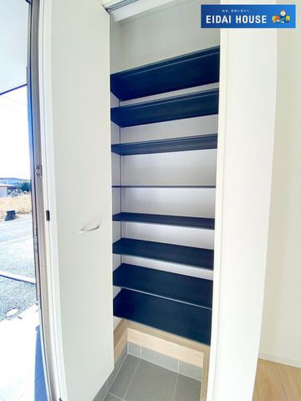 シューズクローゼット