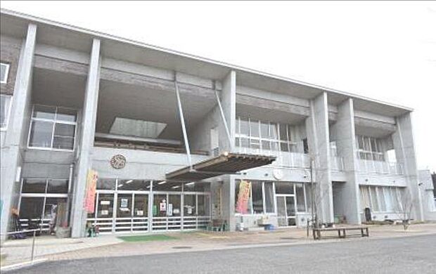仙台市立生出小学校 徒歩7分。 520m