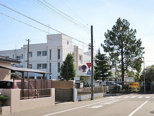 岩沼市立岩沼南小学校 徒歩14分。 1070m