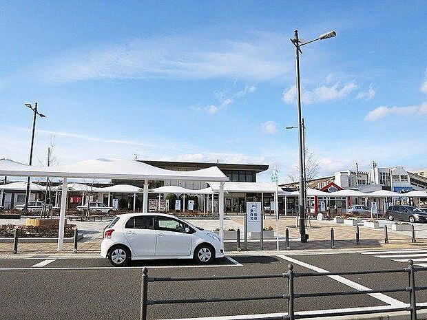 岩沼駅(JR東日本 東北本線) 徒歩13分。 1010m