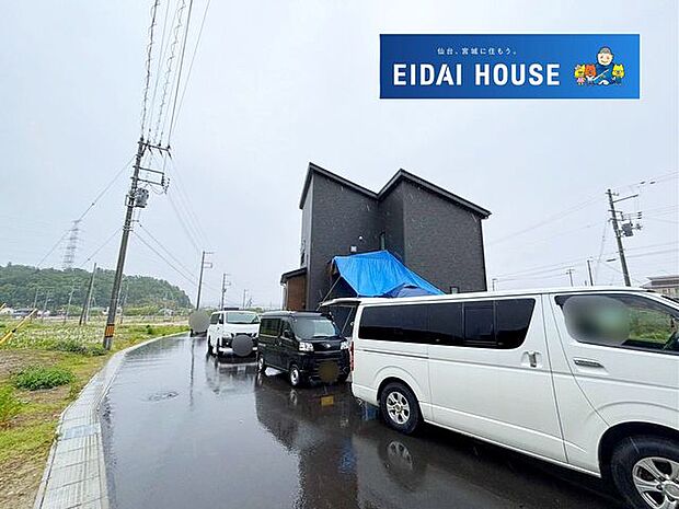 前面道路を含む現地現況外観写真