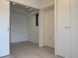 CREAL錦糸町 202 2階1DKのリビング/ダイニング