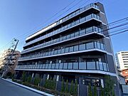 綾瀬駅より徒歩7分 4階 築3年の賃貸物件