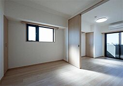 ルーブル西新井 401 4階2DKのリビング/ダイニング