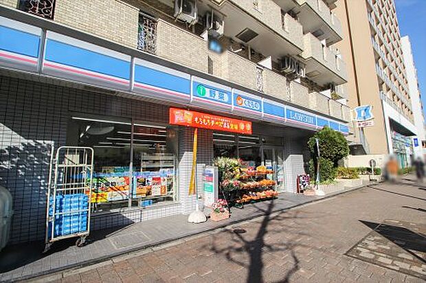 【コンビニエンスストア】ローソン麻布十番店まで476ｍ