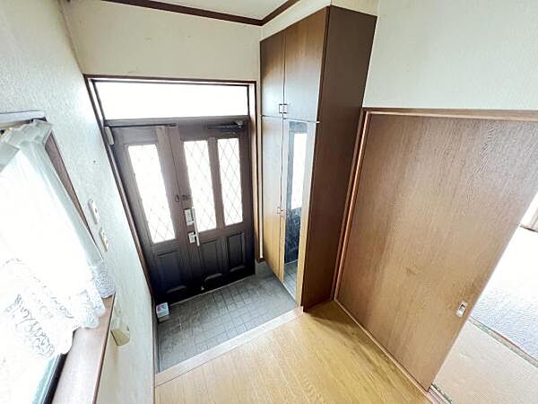 いつも気持ちよくご家族を迎えられる玄関です。