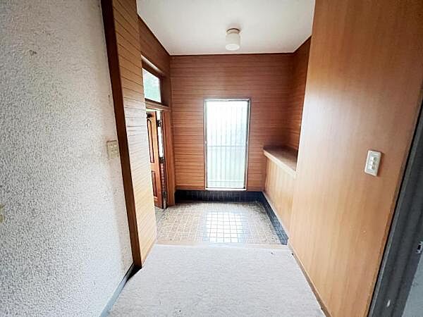 いつも気持ちよくご家族を迎えられる玄関です。