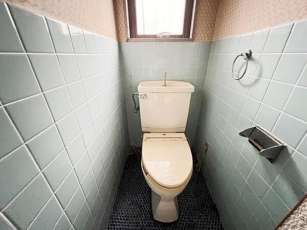 ほっと安らげるトイレ空間です。