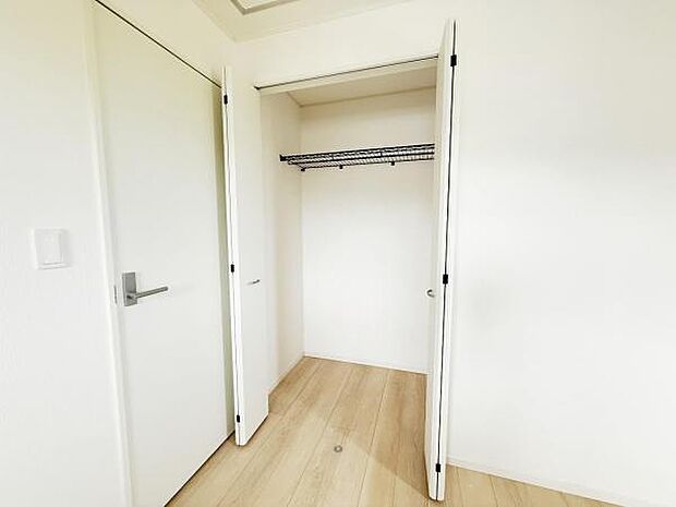 子供部屋や趣味の部屋など用途に合わせてお使いいただけます。