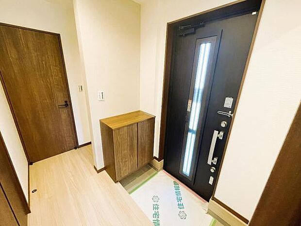 いつも気持ちよくご家族を迎えられる玄関です。