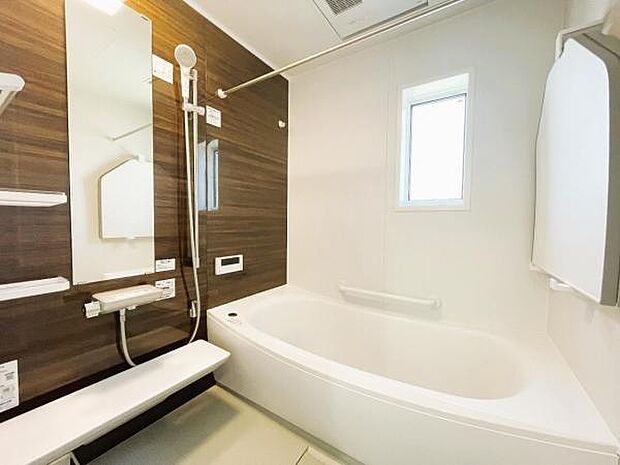 お風呂でほっとひといき。1日の疲れを癒しましょう。