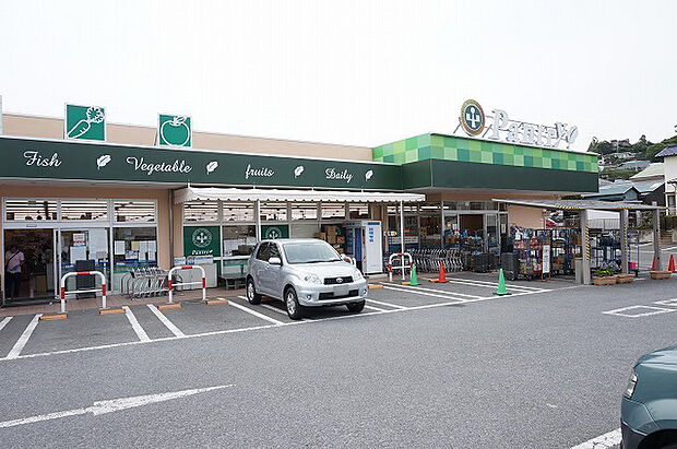 小田原百貨店 食品館 板橋店まで約710m（徒歩9分）